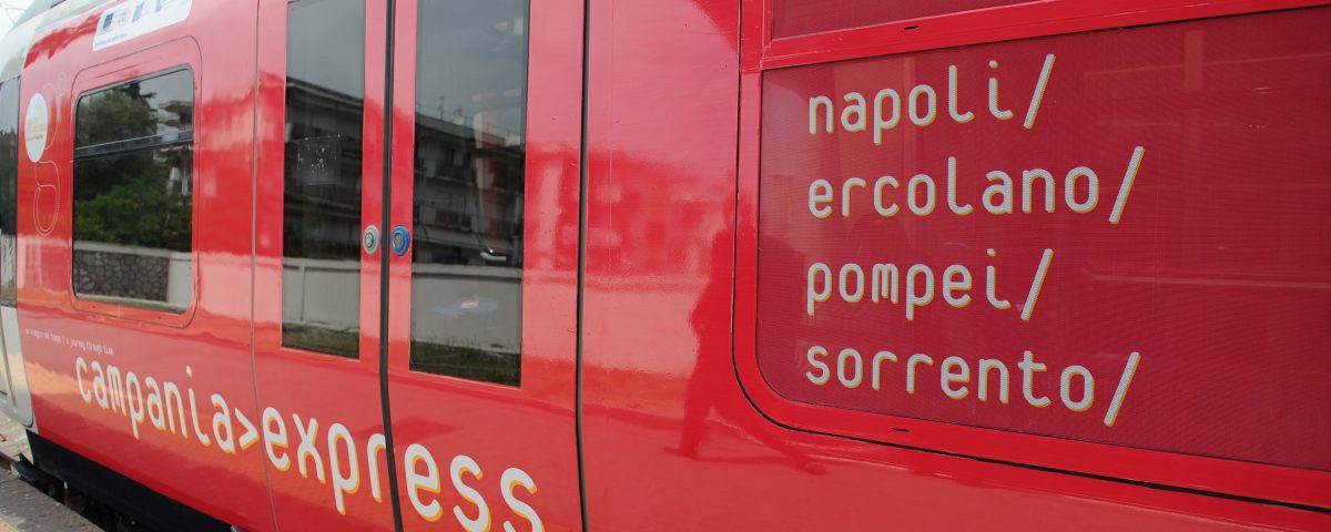 Da Napoli ad Ercolano, Sorrento e Pompei con un unico treno: il Campania Express!!!