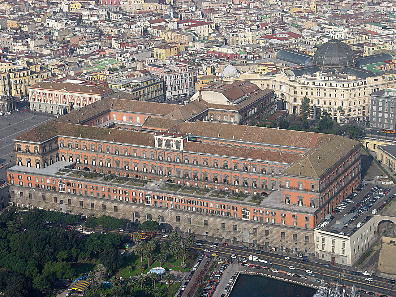 Palazzo-Reale-di-Napoli
